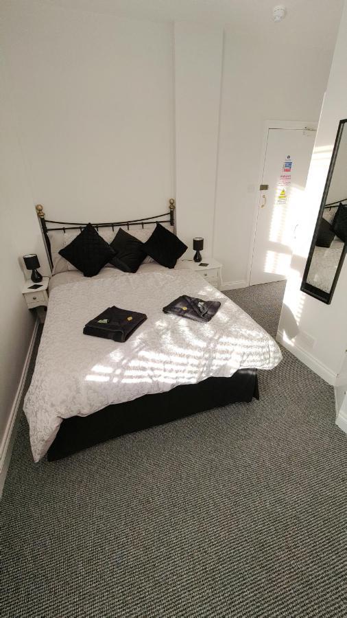 Bed and Breakfast The Castleton à Blackpool Extérieur photo