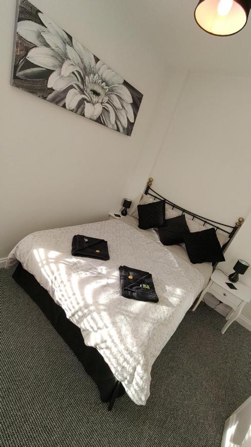 Bed and Breakfast The Castleton à Blackpool Extérieur photo