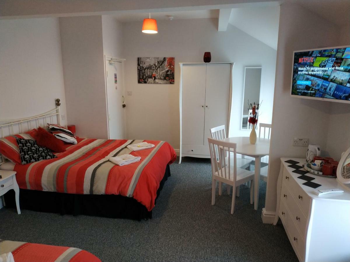 Bed and Breakfast The Castleton à Blackpool Extérieur photo